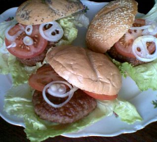 Zahradní hamburgery - grilované