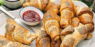 Domácí špaldové rohlíky