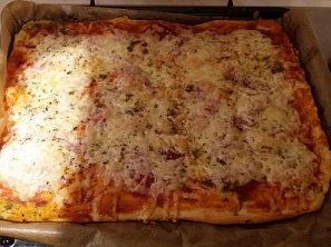 Italské těsto a výborná pizza Italské těsto a výborná pizza
