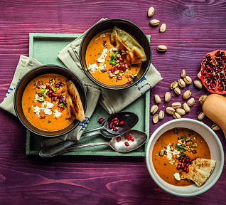 Dýňový krém s pistáciemi