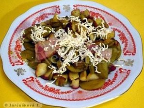 Jablka se slaninou a brambory