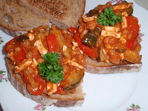 Bezmasá (nejen) zeleninová směs Bezmasá (nejen) zeleninová směs