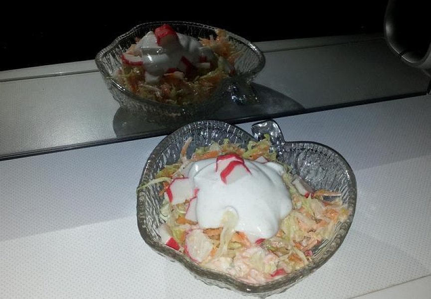 Ledový krabí salát s jogurtem