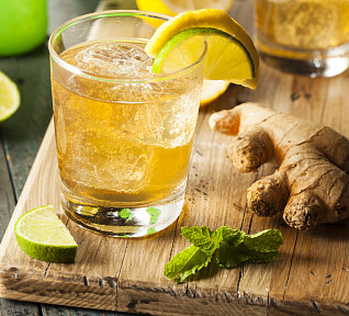 Domácí zázvorová limonáda