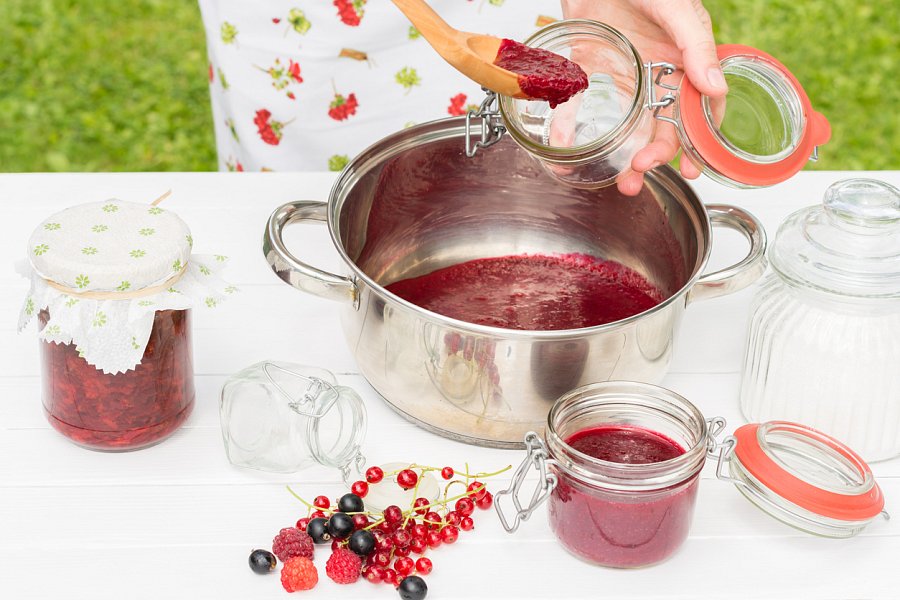 Domácí rybízová marmeláda