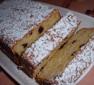 Dýňová bábovka (řez) s kokosem