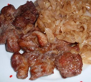 Přírodní krkovička se zelím