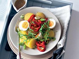 Bramborový salát s vejci