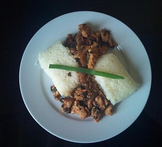 Kuřecí s jarní cibulkou