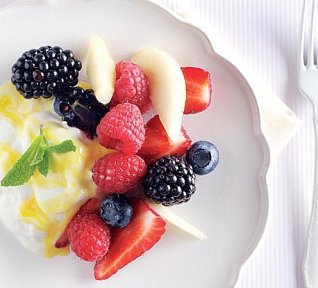 Ovocná pochoutka s krémem