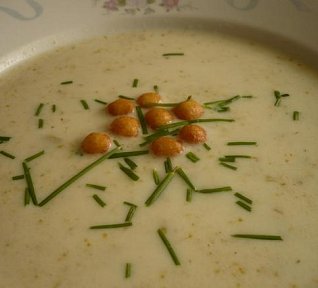 Brokolicová polévka s vločkami Brokolicová polévka s vločkami