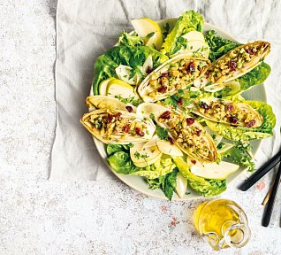 Salát se zapečenou čekankou