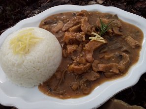 Zázvorové nudličky s hlívou