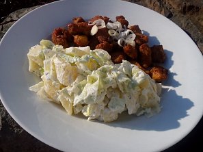 Bramborovo-ledový salát