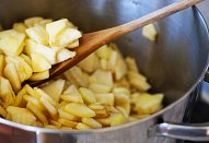 Litý perník s jablky