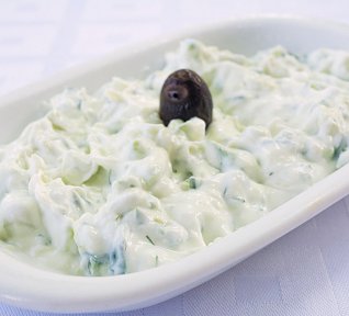 Okurkový salát alá tzatziky