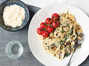 Tagliatelle se žampiony