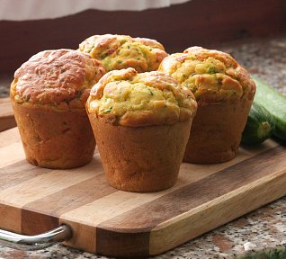 Bramborové muffiny se slaninou Bramborové muffiny se slaninou