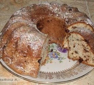 Bábovka ze zbylých bílků Bábovka ze zbylých bílků