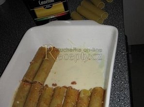 Cannelloni s boloňskou omáčkou a bešamelem Cannelloni s boloňskou omáčkou a bešamelem