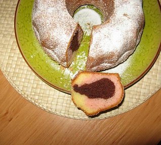 Jogurtová bábovka s pudinkem II. Jogurtová bábovka s pudinkem II.