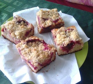 Koláč švestkový s drobenkou