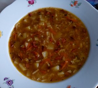 Vydatná česnečka "co dům dal" Vydatná česnečka "co dům dal"