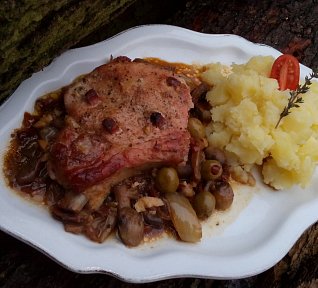 Špikovaná pečeně po italsku