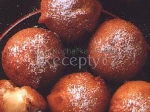 Jablkovo-pudinkové koblížky