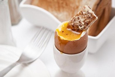 Naměkko, nahniličko nebo natvrdo? Naučte se vařit vejce!