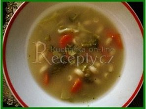 Brokolicová polévka se zeleninou a těstovinami