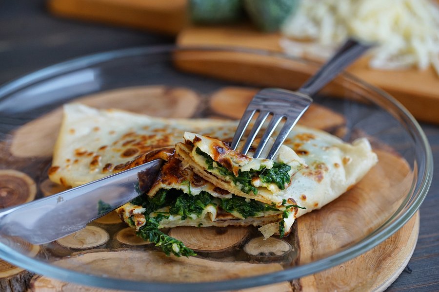 Palačinky se sýrem a špenátem