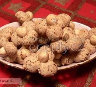 Ořechové trojlístky