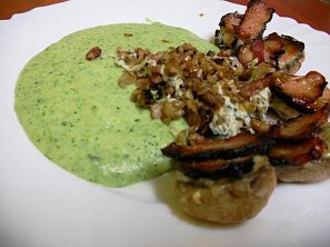 Žampiony s nivou ve slaninovém kabátku