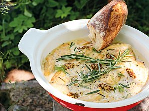 Krémové hořčičné kuře s rozmarýnem