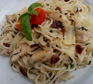 Těstoviny (nejen) s kuřecím masem - zdravě a chutně