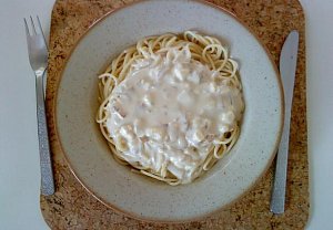 Spaghetti s Hottasovou sýrovou omáčkou