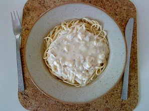 Spaghetti s Hottasovou sýrovou omáčkou