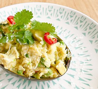 Míchaná vajíčka s avokádem