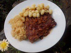 Pikantní pivní žebírka