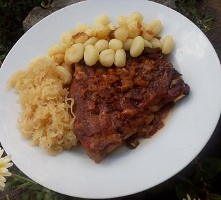 Pikantní pivní žebírka