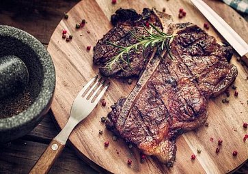 Tipy, jak poznat v restauraci dobrý steak