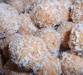 "Piknik" medové kuličky - kokosové