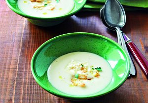 Květáková polévka s parmazánem