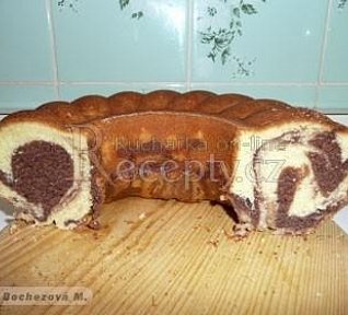 Mramorová bábovka vláčná Mramorová bábovka vláčná