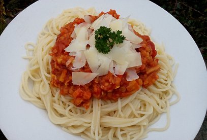 Zeleninové ragú s červenou čočkou ala bolognese