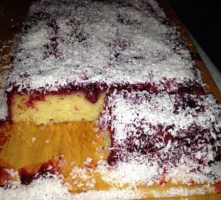 Buchta s marmeládou a kokosem z Anglie Buchta s marmeládou a kokosem z Anglie
