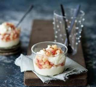 Krupicová kaše s jablky