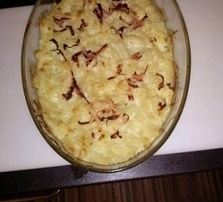 Těstoviny se sýrovou omáčkou zapečené