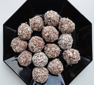 Kokosové kuličky - více kakaa